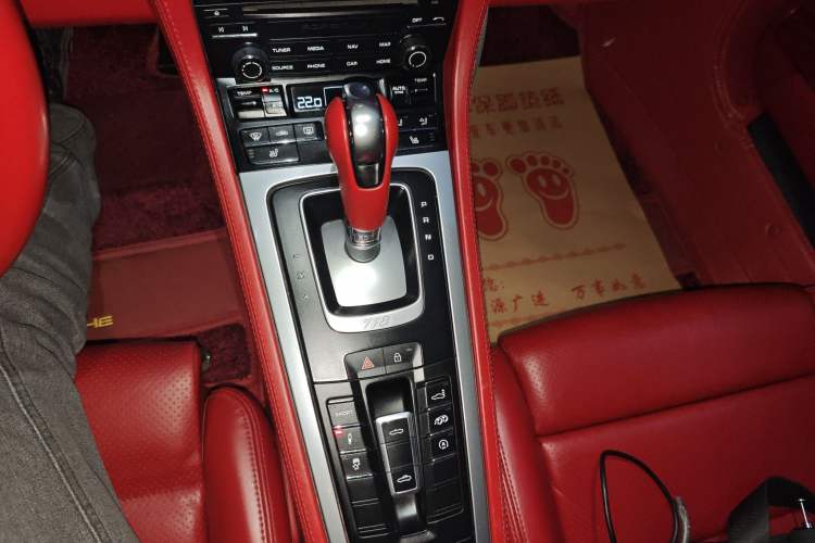 Used Porsche 718 2018 Boxster 2.0T Gear Lever