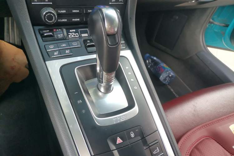 Used Porsche 718 2018 Cayman 2.0T Gear Lever