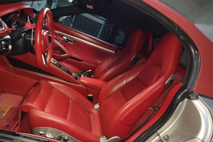 Used Porsche 718 2018 Boxster 2.0T Left Rear Seat