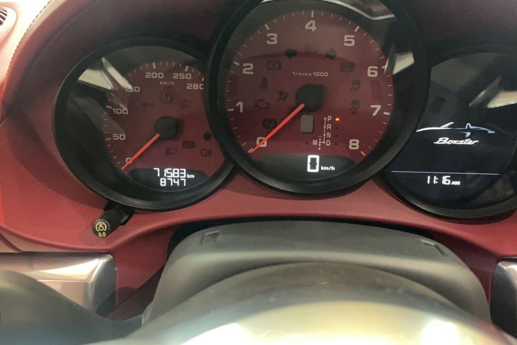 Used Porsche 718 2018 Boxster 2.0T Odometer Close Up