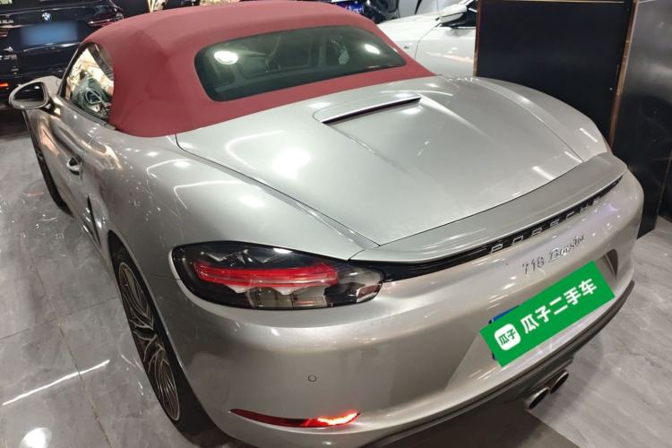 Used Porsche 718 2018 Boxster 2.0T Rear Left 45 Deg
