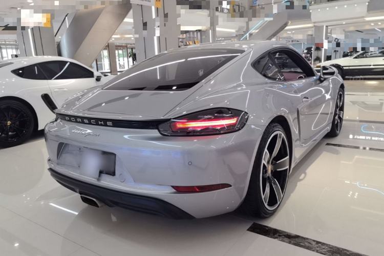 Used Porsche 718 2018 Cayman 2.0T Rear Right 45 Deg