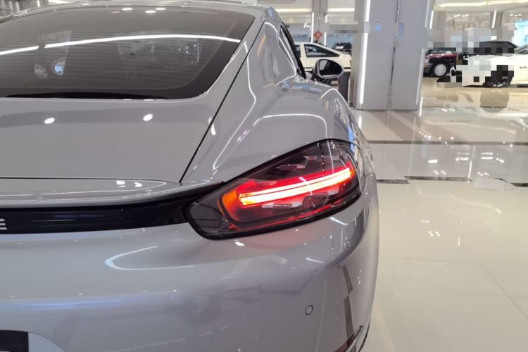 Used Porsche 718 2018 Cayman 2.0T Right Rear Taillight