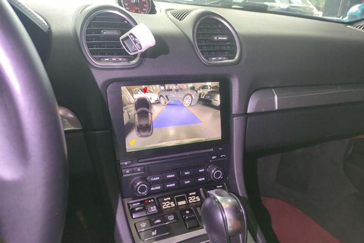 Used Porsche 718 2018 Boxster 2.0T Audio And AC Panel