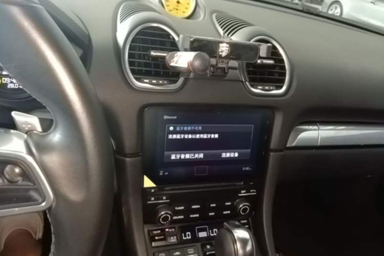 Used Porsche 718 2018 Cayman 2.0T Audio And AC Panel