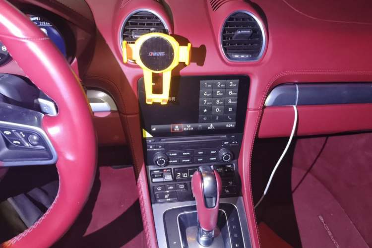 Used Porsche 718 2018 Boxster 2.0T Audio And AC Panel
