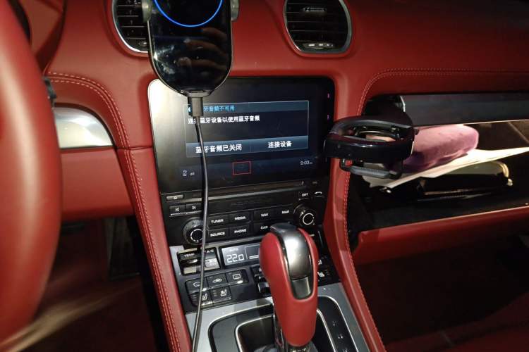 Used Porsche 718 2018 Cayman 2.0T Audio And AC Panel