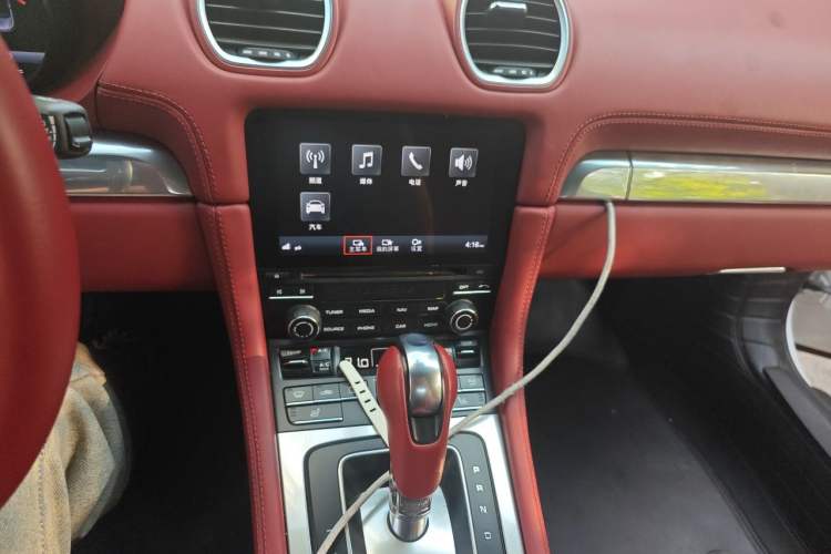 Used Porsche 718 2018 Boxster 2.0T Audio And AC Panel