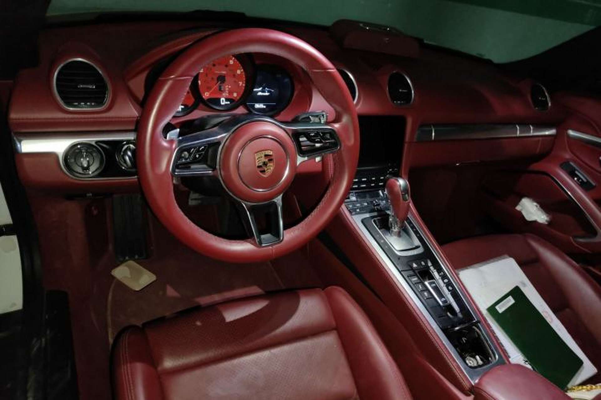 Used Porsche 718 2018 Boxster 2.0T Center Console