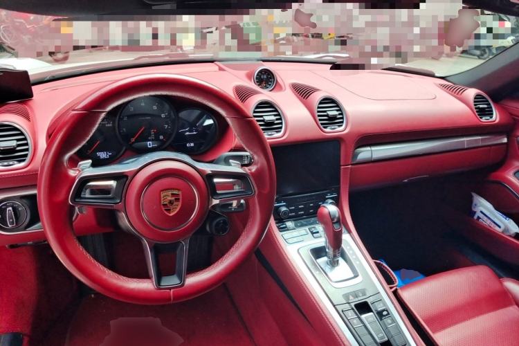 Used Porsche 718 2018 Boxster 2.0T Center Console