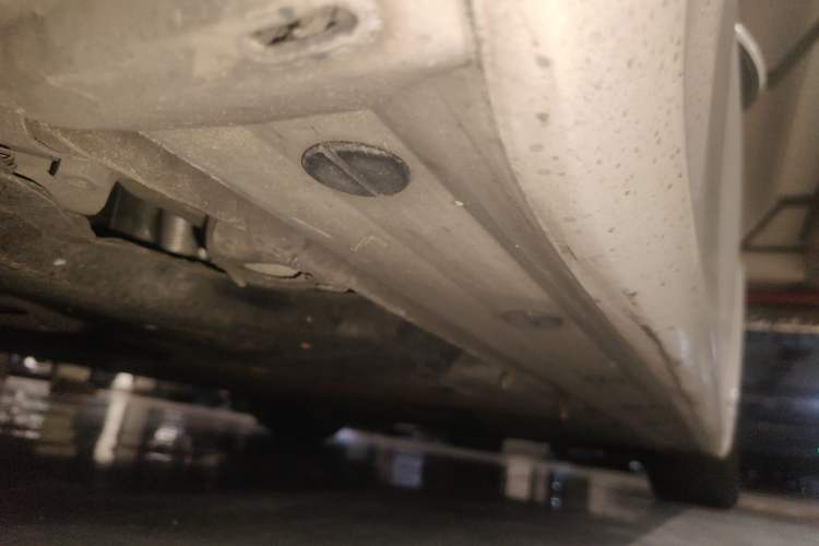 Used Porsche 718 2018 Cayman 2.0T Chassis Rear Right