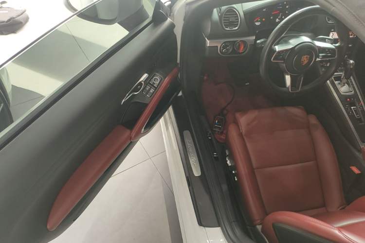 Used Porsche 718 2018 Boxster 2.0T Driver Seat