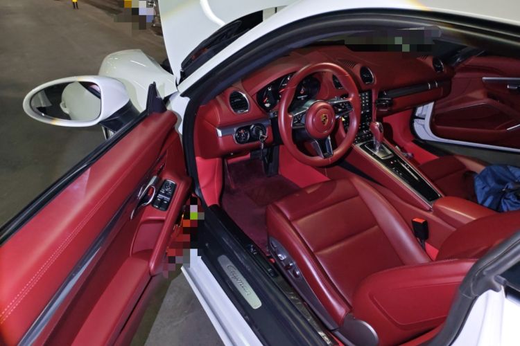 Used Porsche 718 2018 Cayman 2.0T Driver Seat