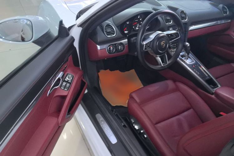 Used Porsche 718 2018 Cayman 2.0T Driver Seat