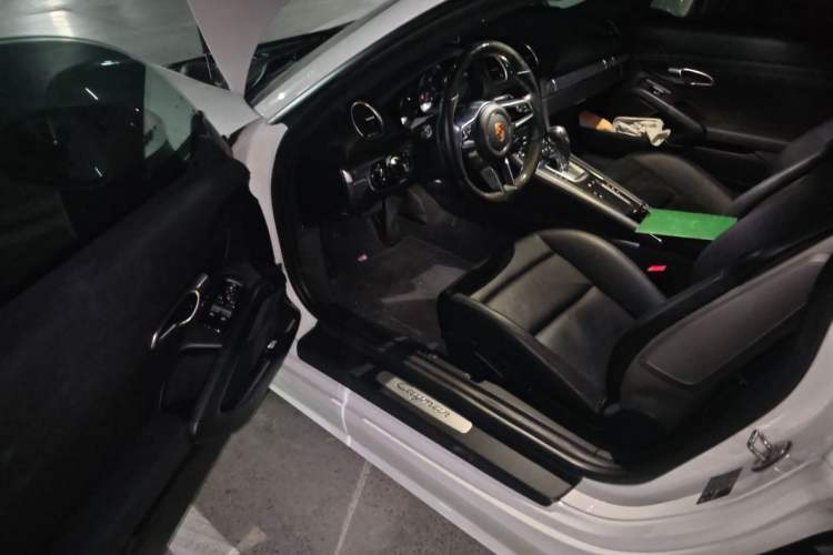 Used Porsche 718 2018 Cayman 2.0T Driver Seat