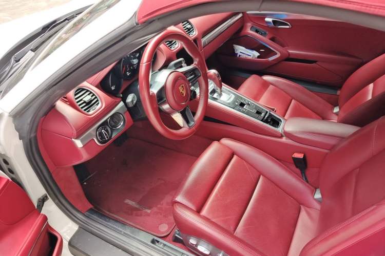 Used Porsche 718 2018 Boxster 2.0T Driver Seat
