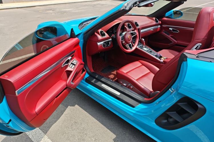 Used Porsche 718 2018 Boxster 2.0T Driver Seat