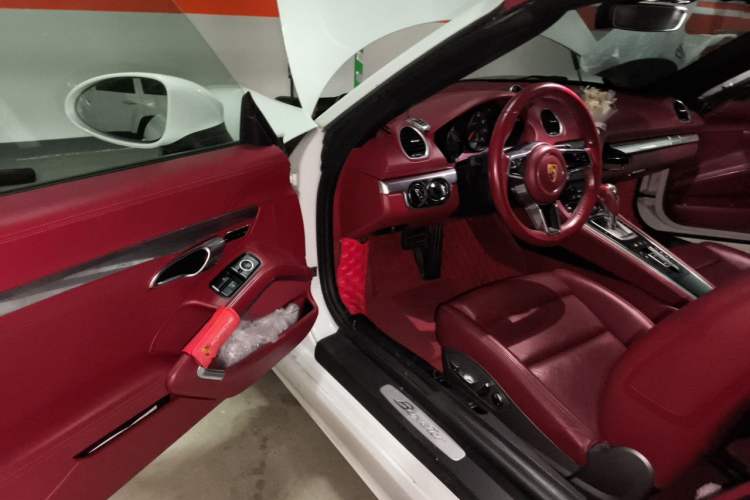 Used Porsche 718 2018 Boxster 2.0T Driver Seat