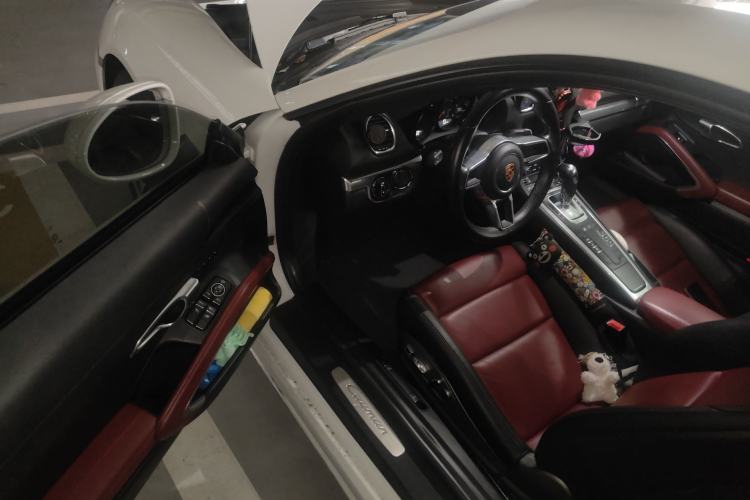 Used Porsche 718 2018 Cayman 2.0T Driver Seat