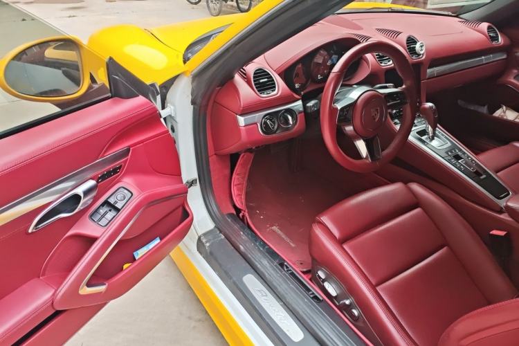 Used Porsche 718 2018 Boxster 2.0T Driver Seat