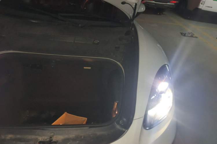 Used Porsche 718 2018 Cayman 2.0T Engine Bay Left