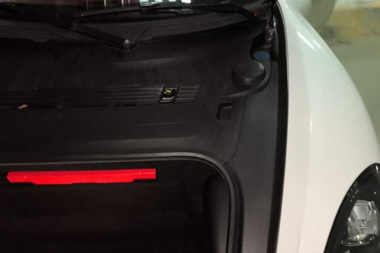 Used Porsche 718 2018 Boxster 2.0T Engine Bay Left