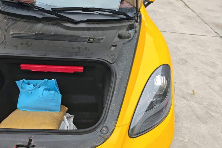 Used Porsche 718 2018 Boxster 2.0T Engine Bay Left