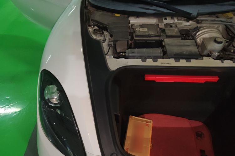 Used Porsche 718 2018 Boxster 2.0T Engine Bay Right