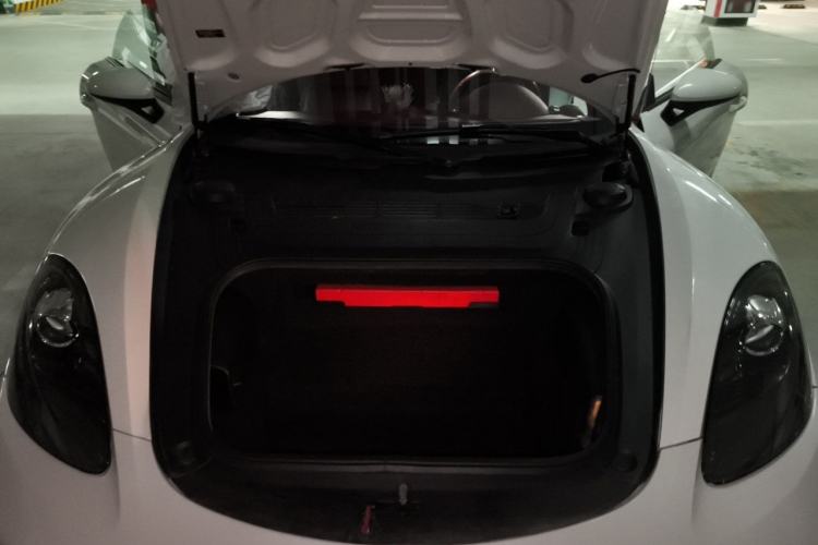 Used Porsche 718 2018 Boxster 2.0T Engine Bay