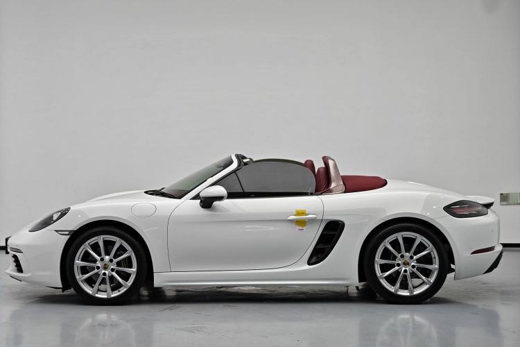 Used Porsche 718 2018 Boxster 2.0T Exterior 6