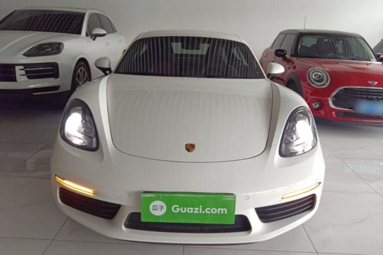 Used Porsche 718 2018 Cayman 2.0T Front