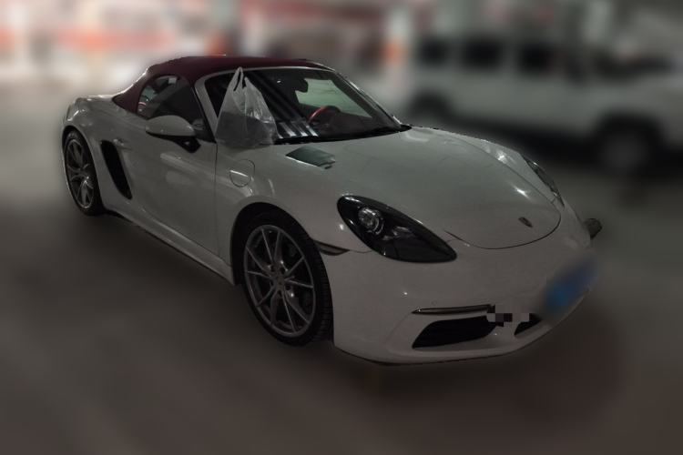 Used Porsche 718 2018 Boxster 2.0T Front Right 45 Deg