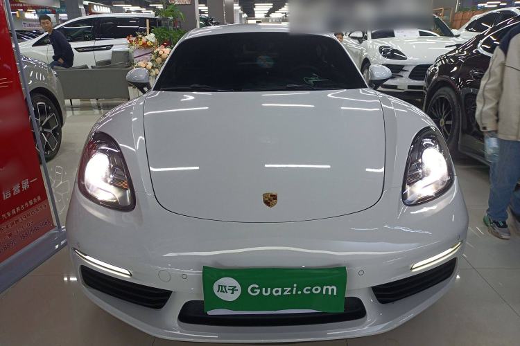 Used Porsche 718 2018 Cayman 2.0T Front