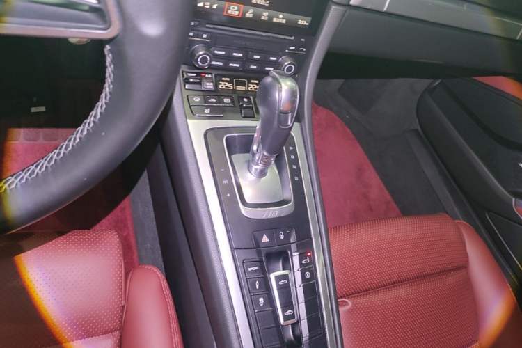 Used Porsche 718 2018 Boxster 2.0T Gear Lever