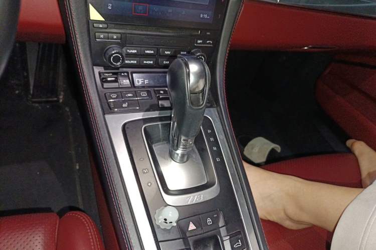 Used Porsche 718 2018 Boxster 2.0T Gear Lever