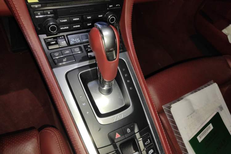 Used Porsche 718 2018 Boxster 2.0T Gear Lever