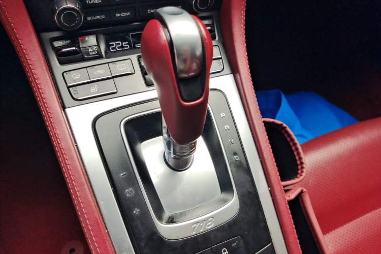 Used Porsche 718 2018 Boxster 2.0T Gear Lever