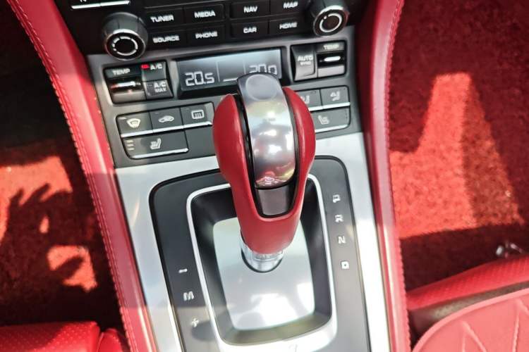 Used Porsche 718 2018 Boxster 2.0T Gear Lever