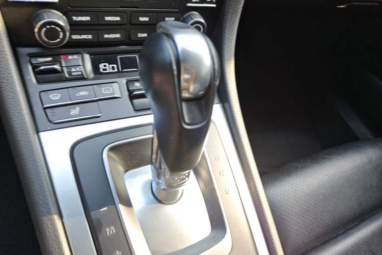 Used Porsche 718 2018 Boxster 2.0T Gear Lever