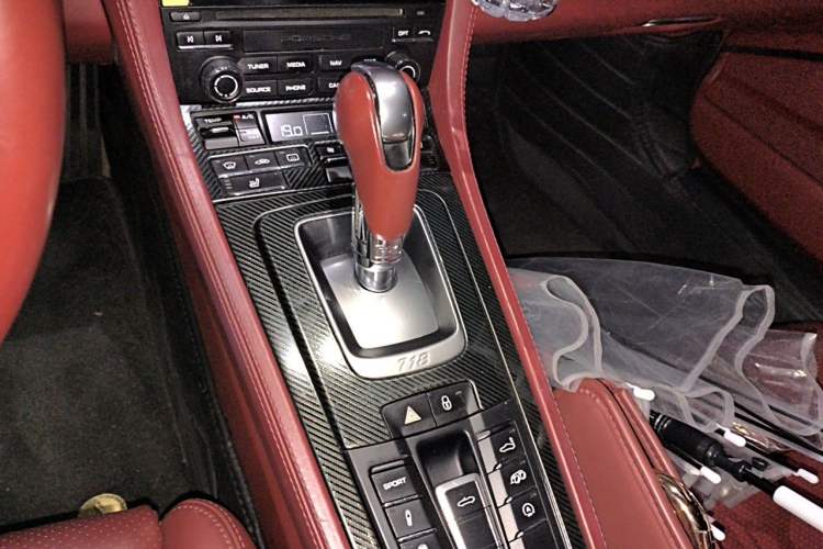 Used Porsche 718 2018 Boxster 2.0T Gear Lever