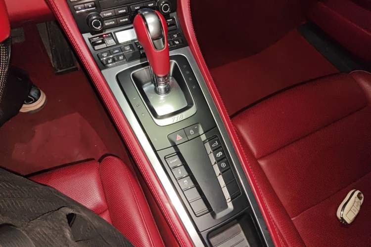 Used Porsche 718 2018 Cayman 2.0T Gear Lever
