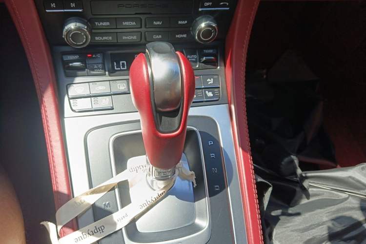 Used Porsche 718 2018 Cayman 2.0T Gear Lever