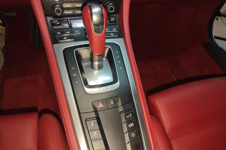 Used Porsche 718 2018 Cayman 2.0T Gear Lever