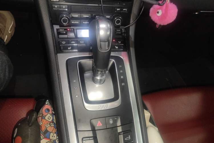 Used Porsche 718 2018 Cayman 2.0T Gear Lever