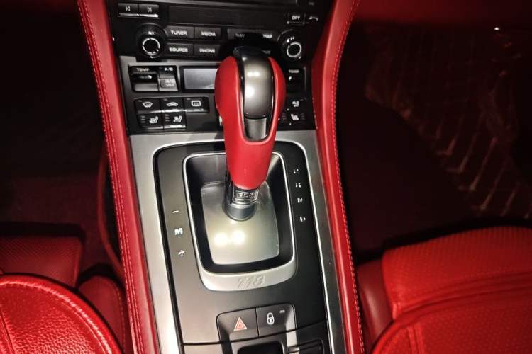 Used Porsche 718 2018 Boxster 2.0T Gear Lever