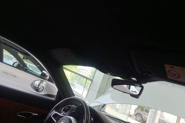 Used Porsche 718 2018 Cayman 2.0T Headliner