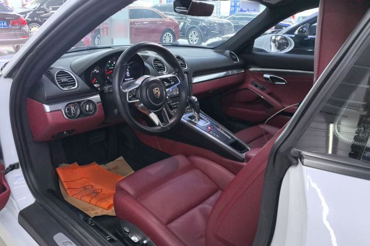Used Porsche 718 2018 Cayman 2.0T Headliner