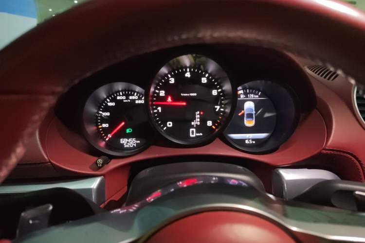 Used Porsche 718 2018 Boxster 2.0T Instrument Cluster