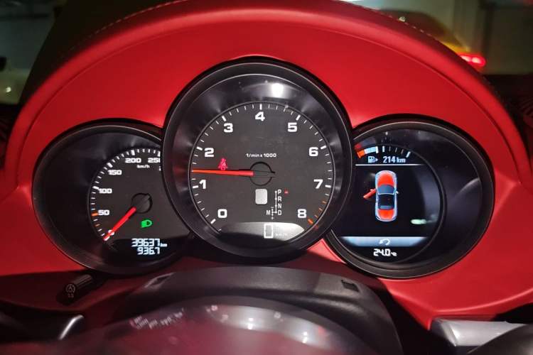 Used Porsche 718 2018 Boxster 2.0T Instrument Cluster