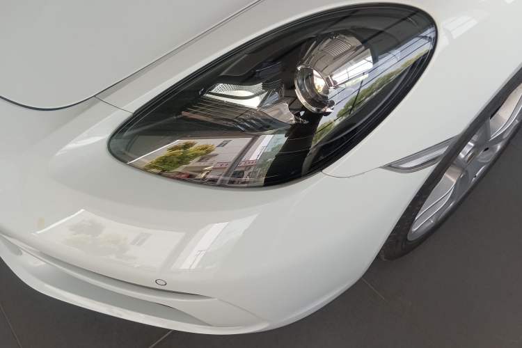 Used Porsche 718 2018 Cayman 2.0T Left Front Headlight